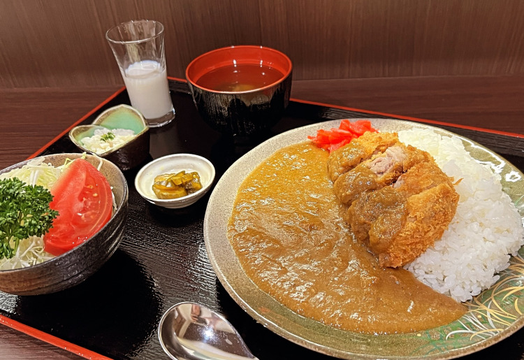 カツカレー